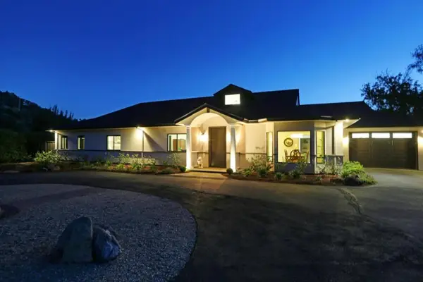 695 Quietwater, Santa Rosa, CA 95404