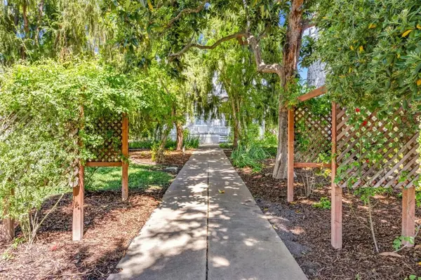 2485 Hecker Pass Road, Gilroy, CA 95020