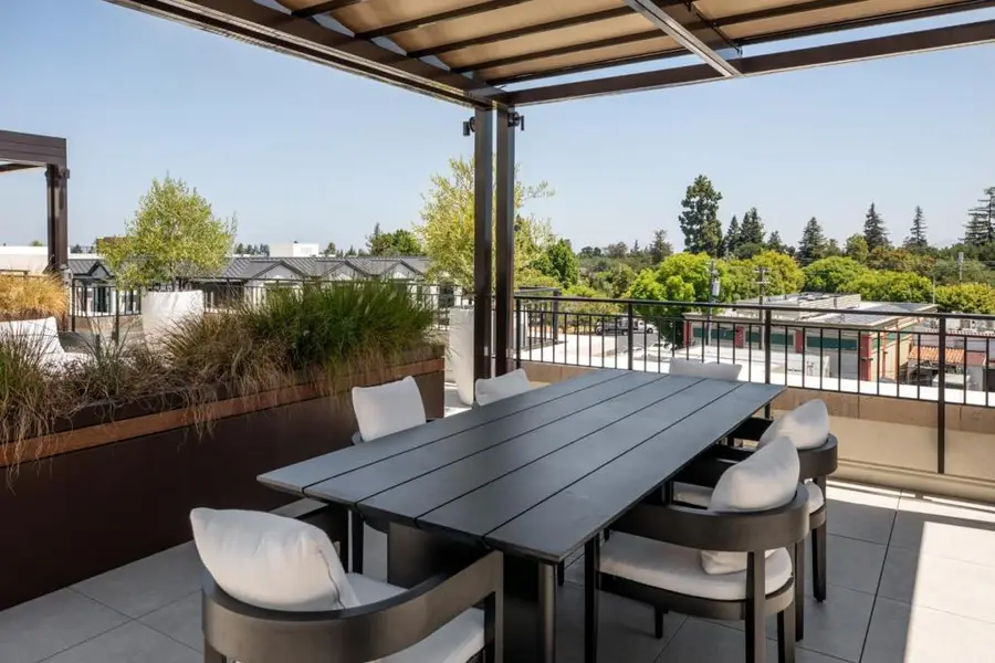 450 First #106, Los Altos, CA 94022 - #2