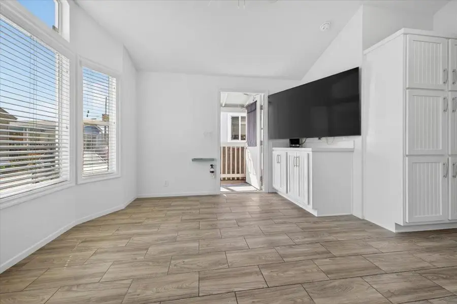 835 Kimball Avenue #27, Seaside, CA 93955 - #3