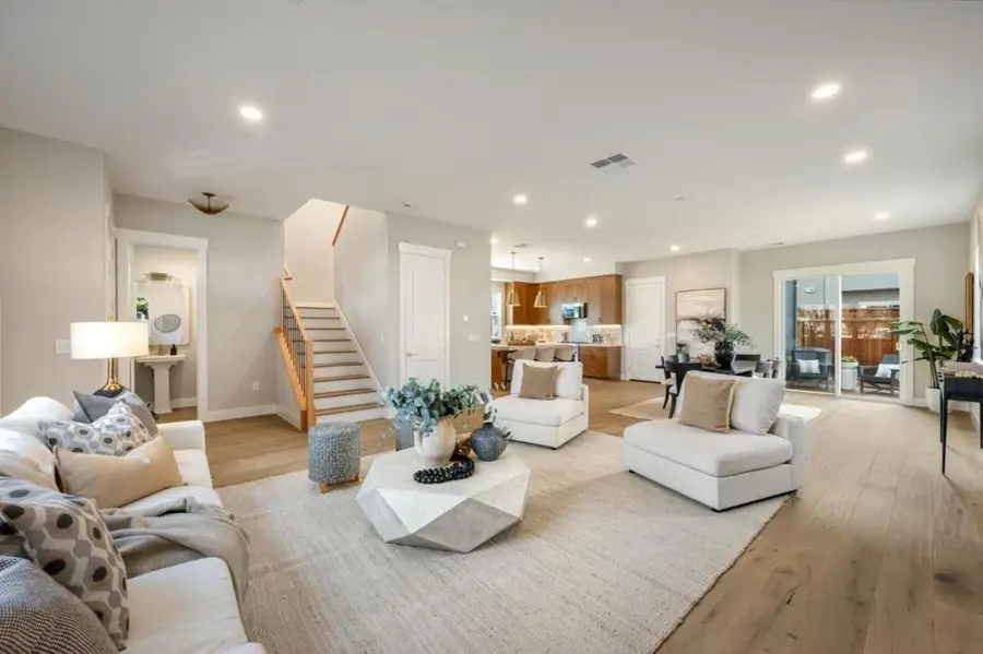 4912 Vivi Place, San Jose, CA 95124 - #3