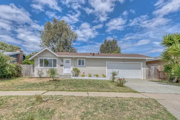 344 Pueblo Drive, Salinas, CA 93906