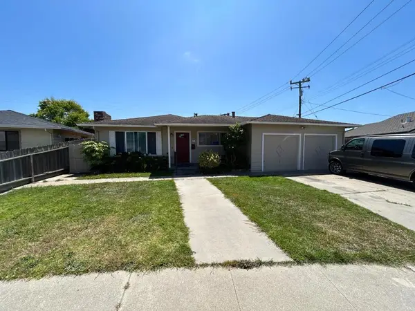 14 Madonna Drive, Salinas, CA 93906