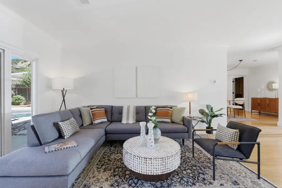 2725 Las Gallinas Avenue, San Rafael, CA 94903 - #3
