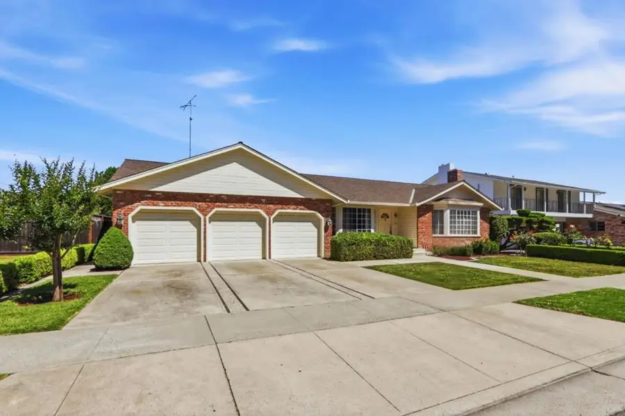 1369 Dry Creek Road, San Jose, CA 95125 - #2