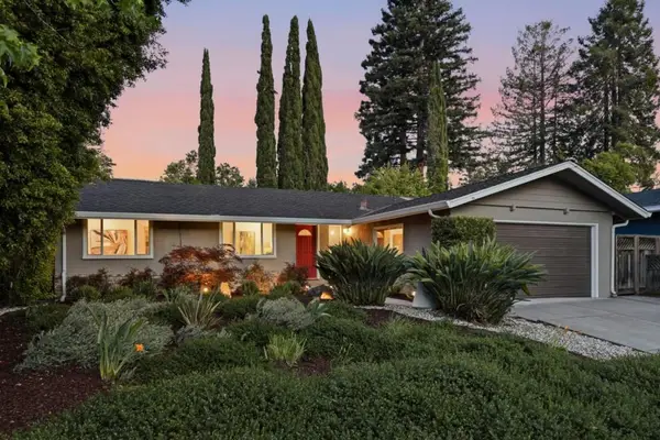 2125 Harkins Avenue, Menlo Park, CA 94025