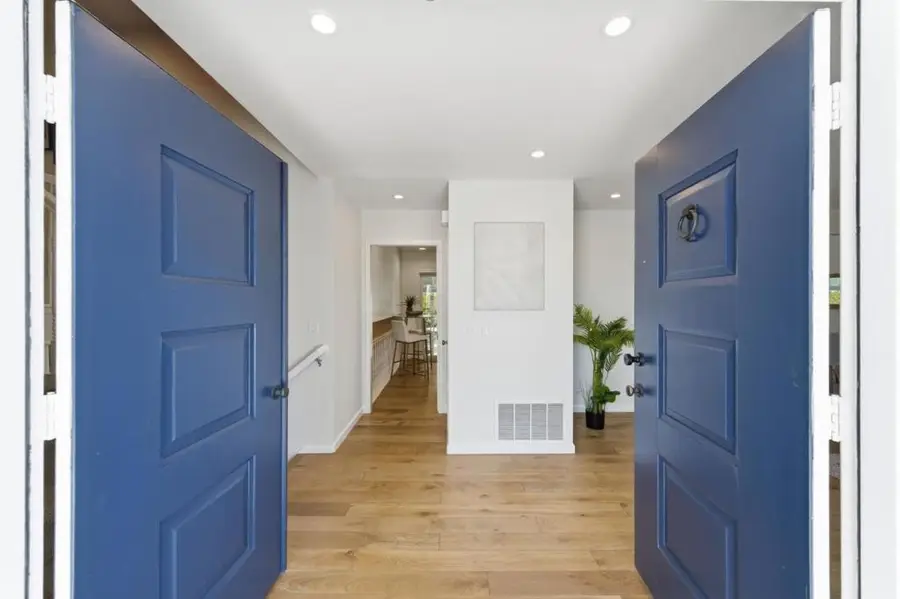 2404 Melendy Drive, San Carlos, CA 94070 - #3
