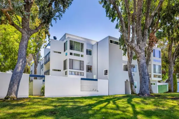 1033 Shell Boulevard #7, Foster City, CA 94404