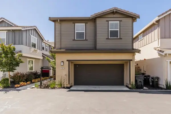 889 Barney, Livermore, CA 94551
