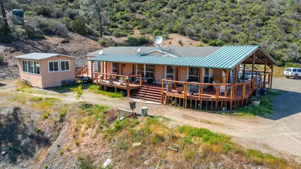 17997 Del Puerto Canyon Road, Patterson, CA 95363