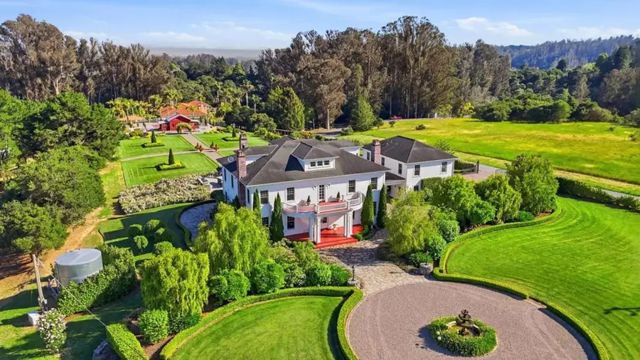 155 Scarlet Court, Watsonville, CA 95076 - #3
