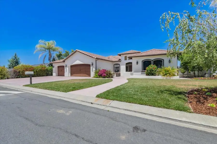 745 S Ridgemark Drive, Hollister, CA 95023 - #3