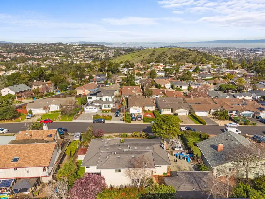 2725 Belmont Canyon Road, Belmont, CA 94002 - #3