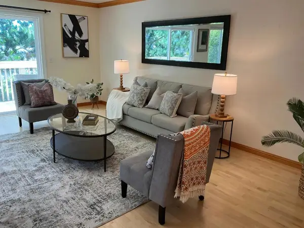 823 Stonegate Drive, South San Francisco, CA 94080