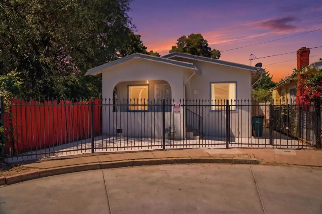 5745 Holway Court, Oakland, CA 94621 - #1