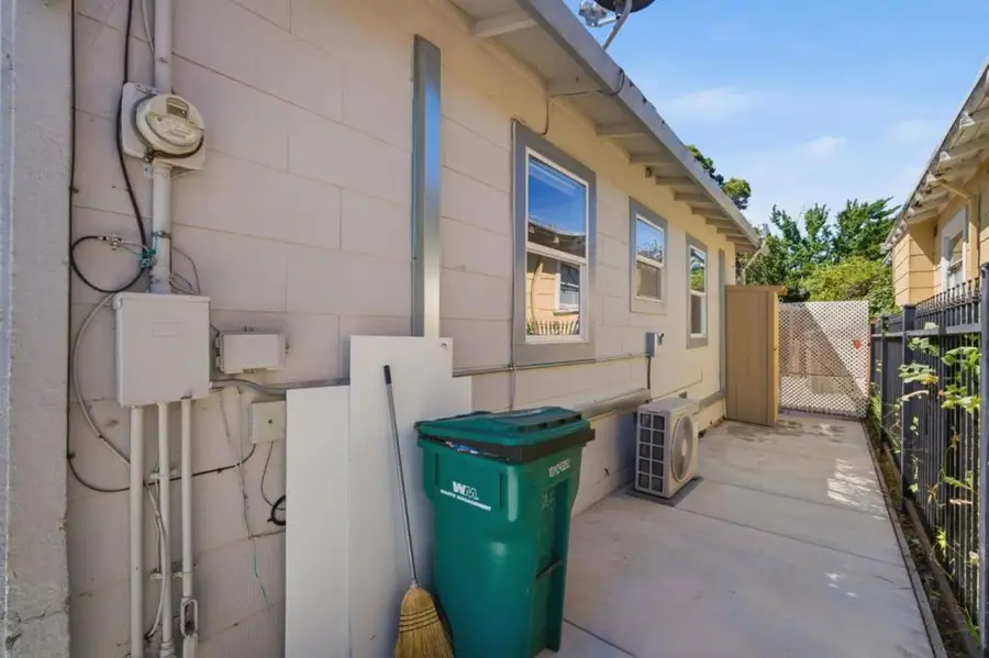 5745 Holway Court, Oakland, CA 94621 - #3