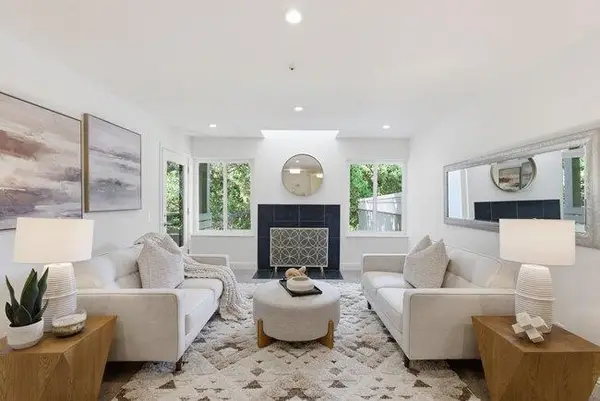 4016 Farm Hill Boulevard #308, Redwood City, CA 94061