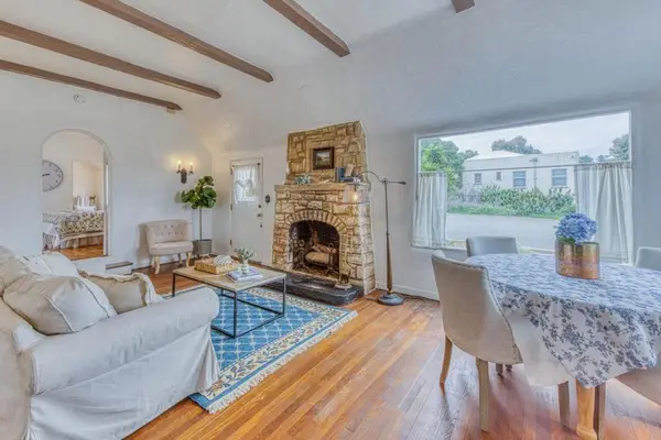 195 Cedar Street, Pacific Grove, CA 93950
