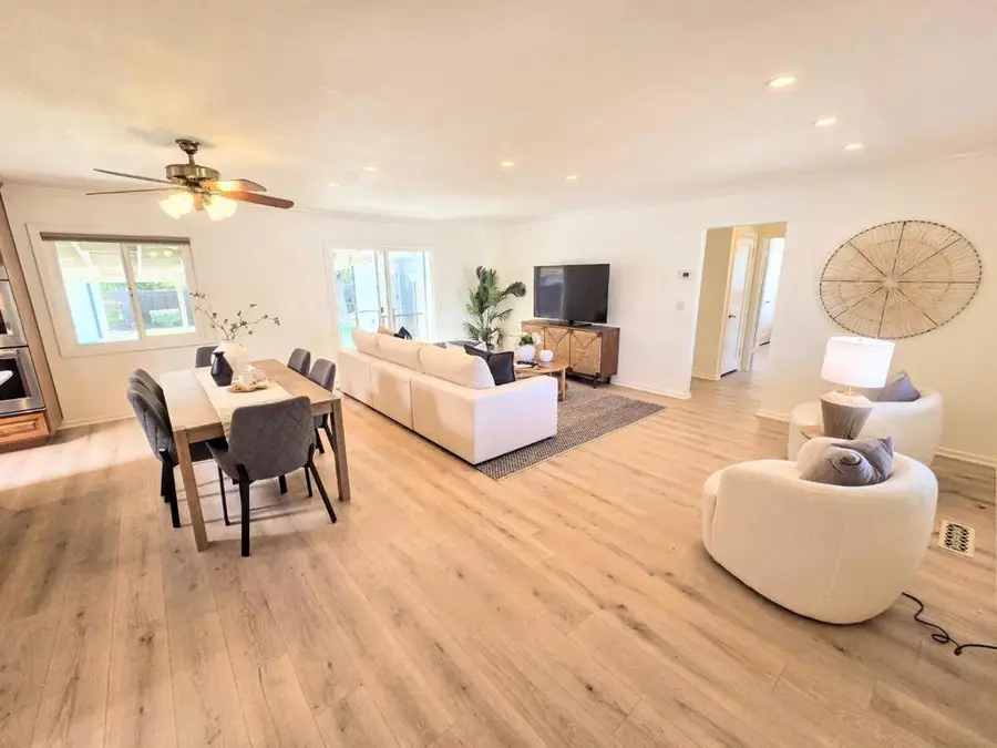 690 Catala Court, Santa Clara, CA 95050 - #3
