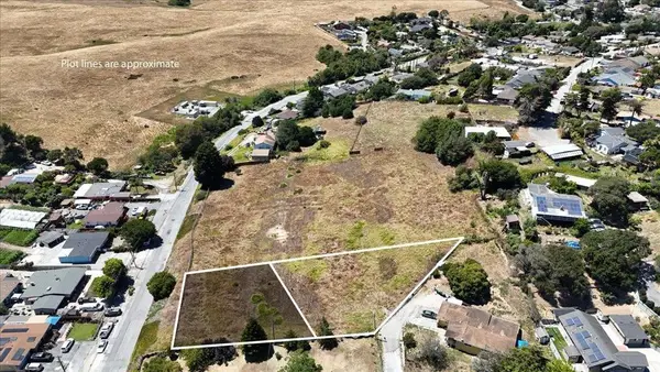 74 Las Lomas Drive, Royal Oaks, CA 95076