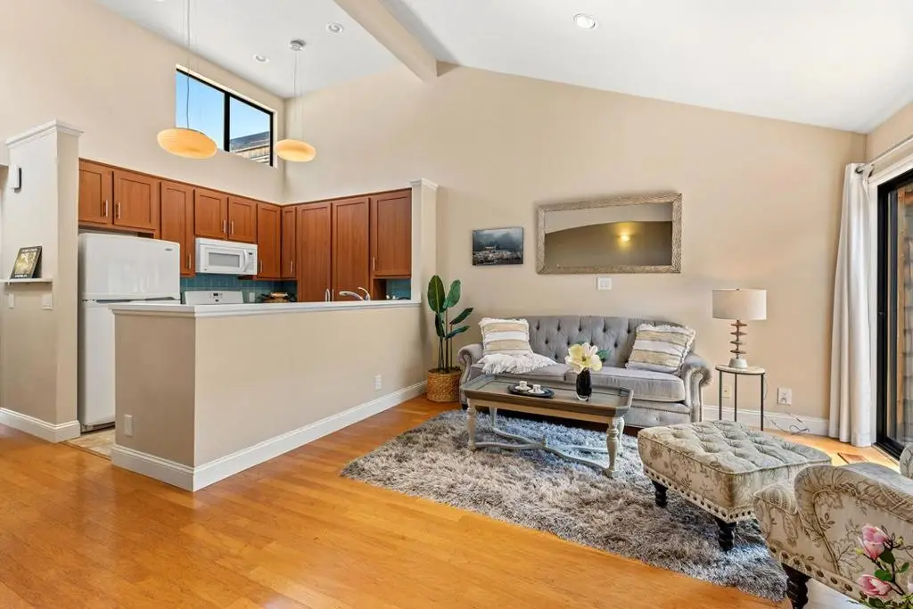 461 Dela Vina Avenue #205, Monterey, CA 93940 - #1