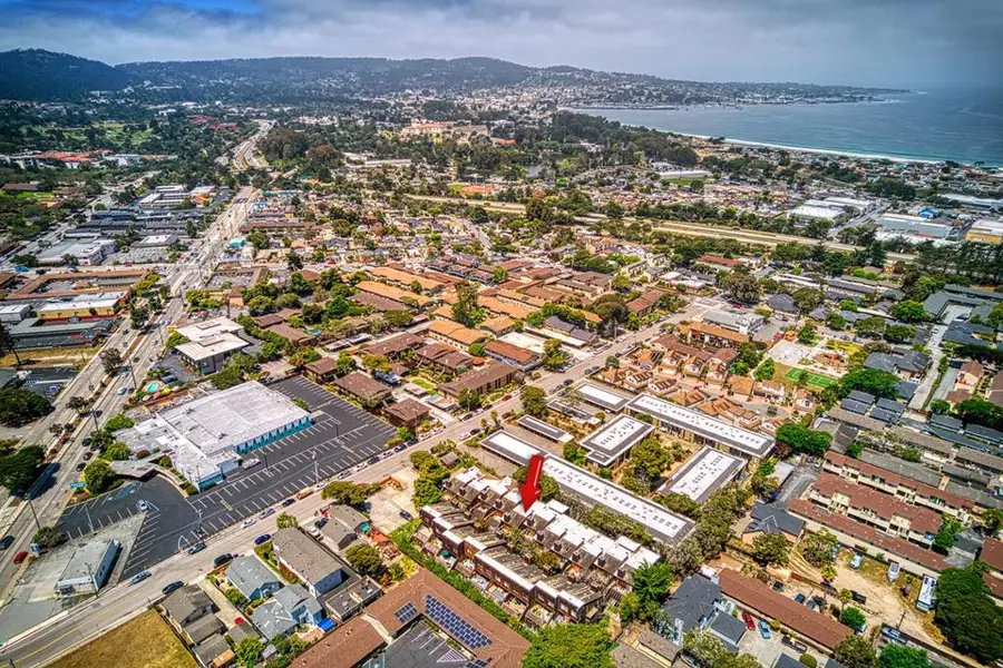 461 Dela Vina Avenue #205, Monterey, CA 93940 - #2