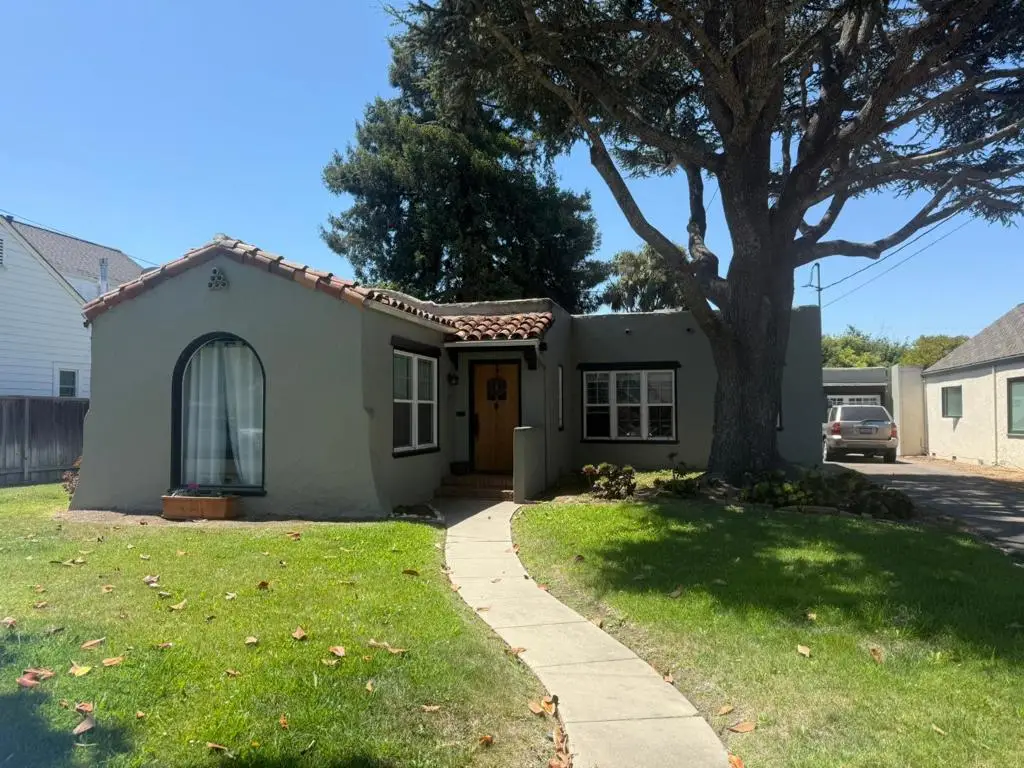 222 Oak Street, Salinas, CA 93901 - #1