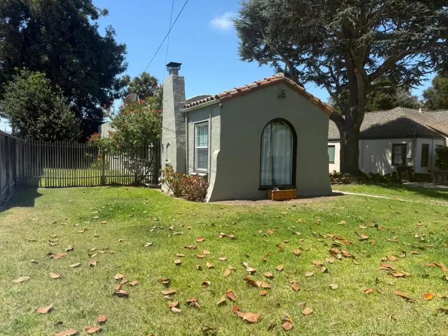 222 Oak Street, Salinas, CA 93901 - #3