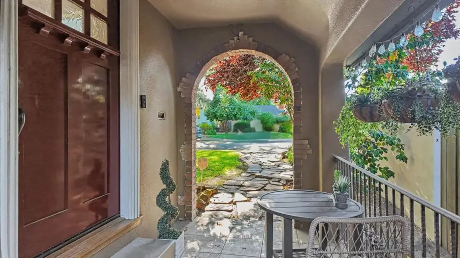 1303 39th Street, Sacramento, CA 95816 - #3