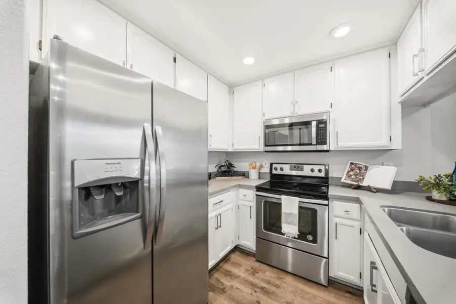 101 Sunnyhills Court, Milpitas, CA 95035 - #2