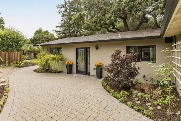829 Matadero Avenue, Palo Alto, CA 94306