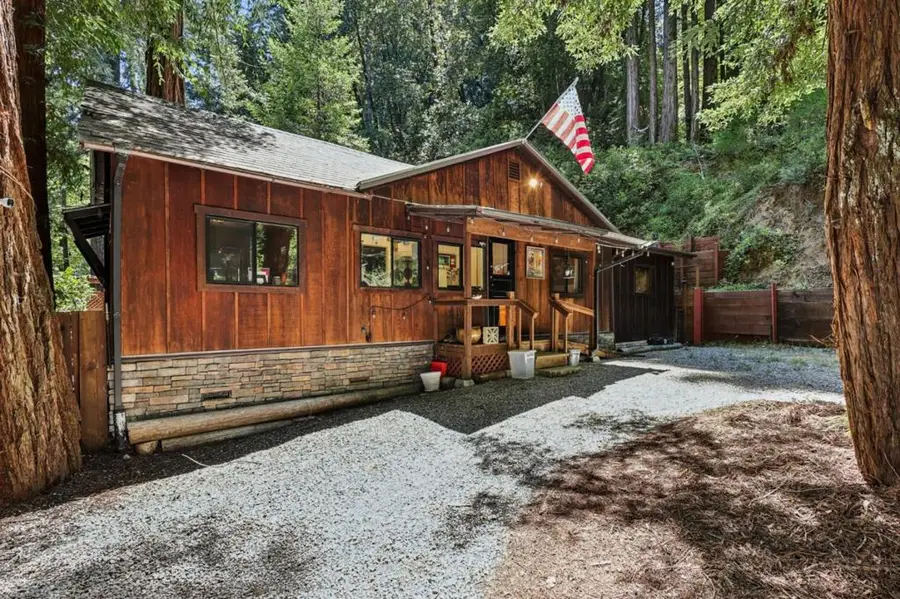 421 Hillside Dr., Boulder Creek, CA 95006 - #2