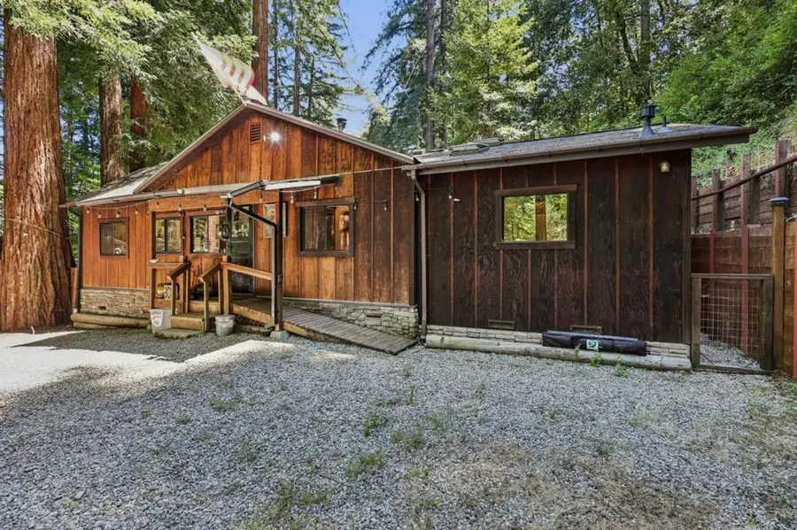 421 Hillside Dr., Boulder Creek, CA 95006 - #3
