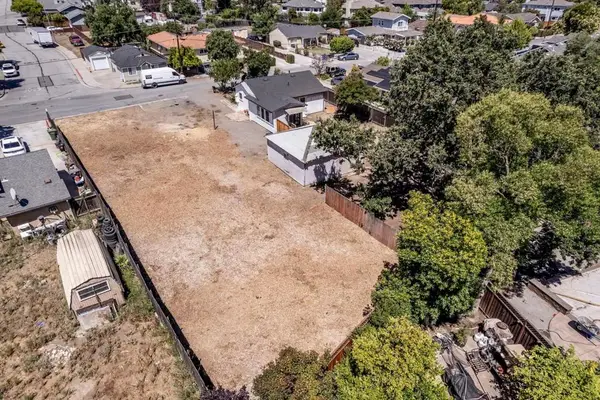 1422 York Avenue, Campbell, CA 95008
