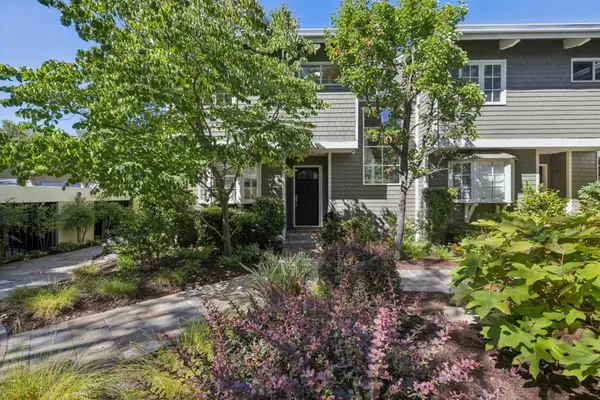 712 University Drive, Menlo Park, CA 94025