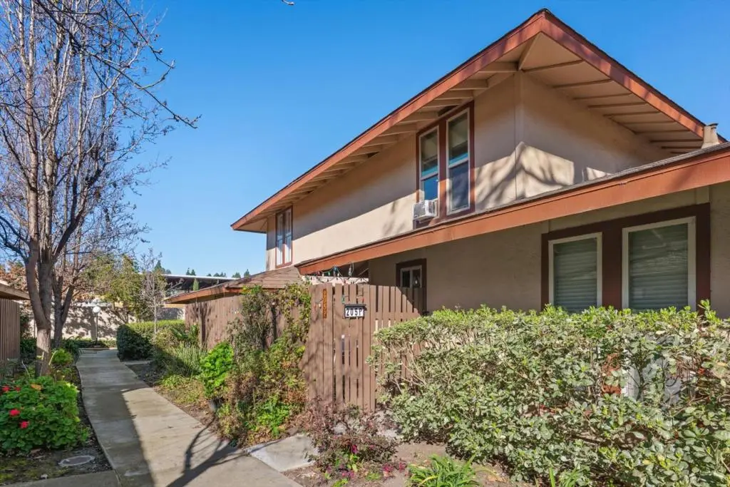 205 Red Oak Drive #P, Sunnyvale, CA 94086 - #1