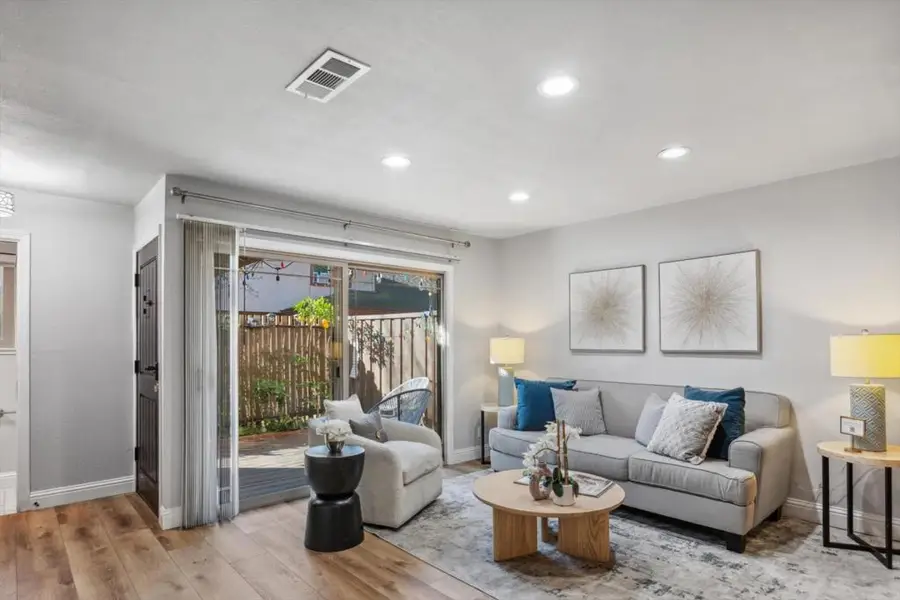 205 Red Oak Drive #P, Sunnyvale, CA 94086 - #3