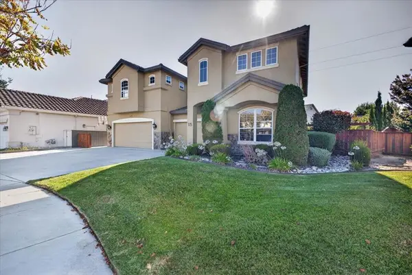 15 Victoria Circle, Salinas, CA 93906