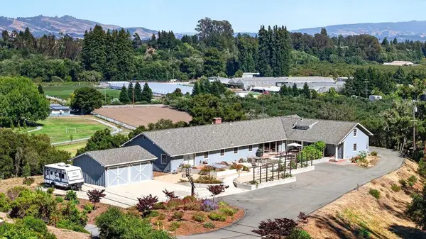 75 Skylark Lane, Watsonville, CA 95076