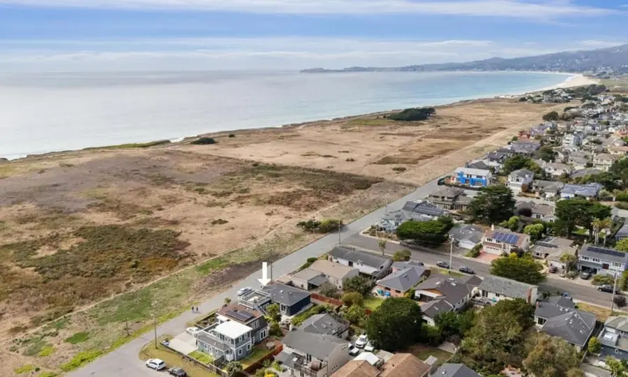 817 Railroad Avenue, Half Moon Bay, CA 94019 - #3