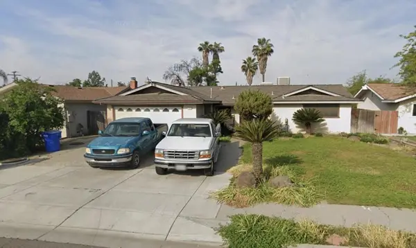 1080 Whitney Drive, Hanford, CA 93230