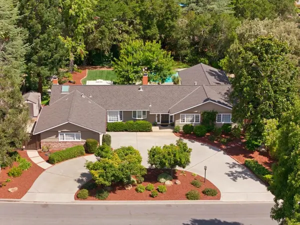 19201 Harleigh Drive, Saratoga, CA 95070