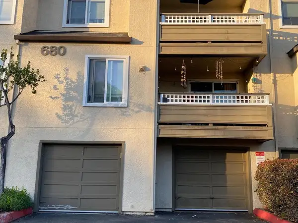 680 Dartmore Lane #259, Hayward, CA 94544