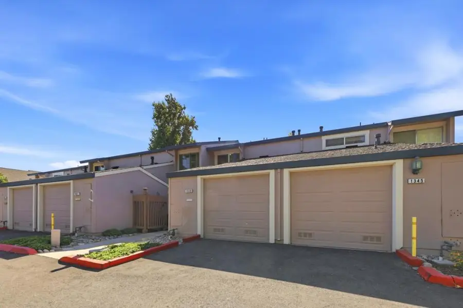 1349 Merrivale West Square, San Jose, CA 95117 - #2