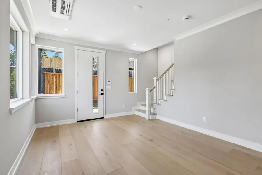 100 Koa Court, Palo Alto, CA 94306 - #3