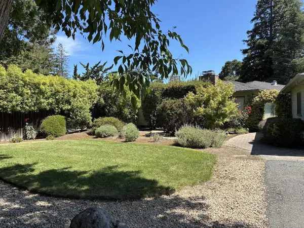 3511 La Mata Way, Palo Alto, CA 94306