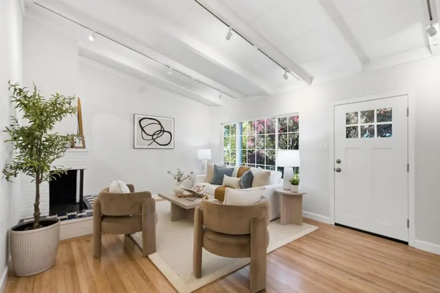 Address Withheld By Seller, San Mateo, CA 94401 - #3
