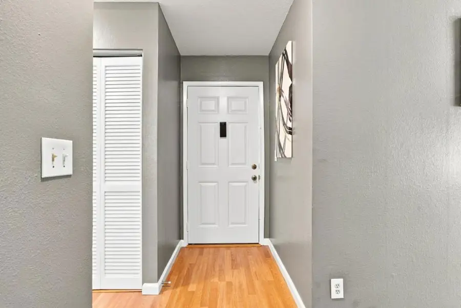 24 Emery Bay Drive, Emeryville, CA 94608 - #2
