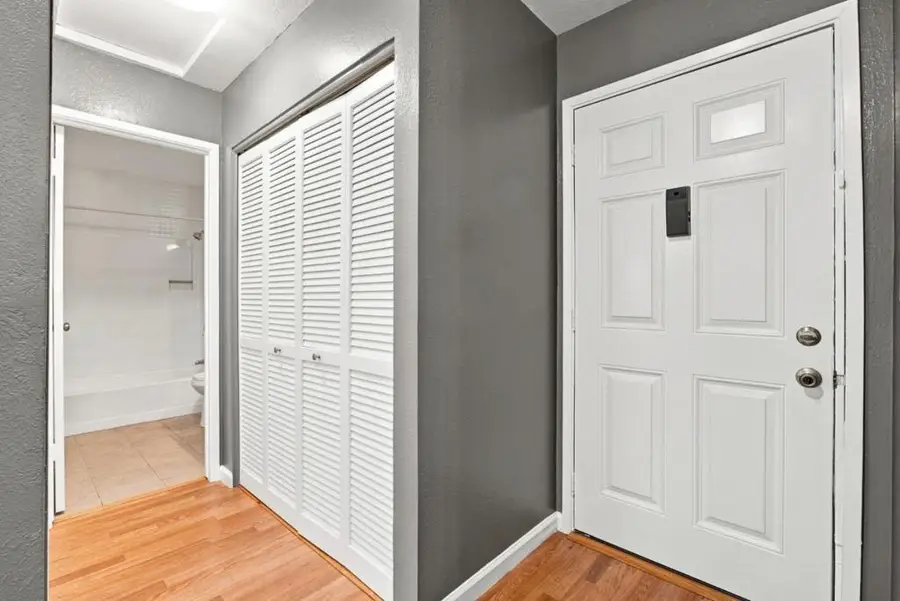 24 Emery Bay Drive, Emeryville, CA 94608 - #3