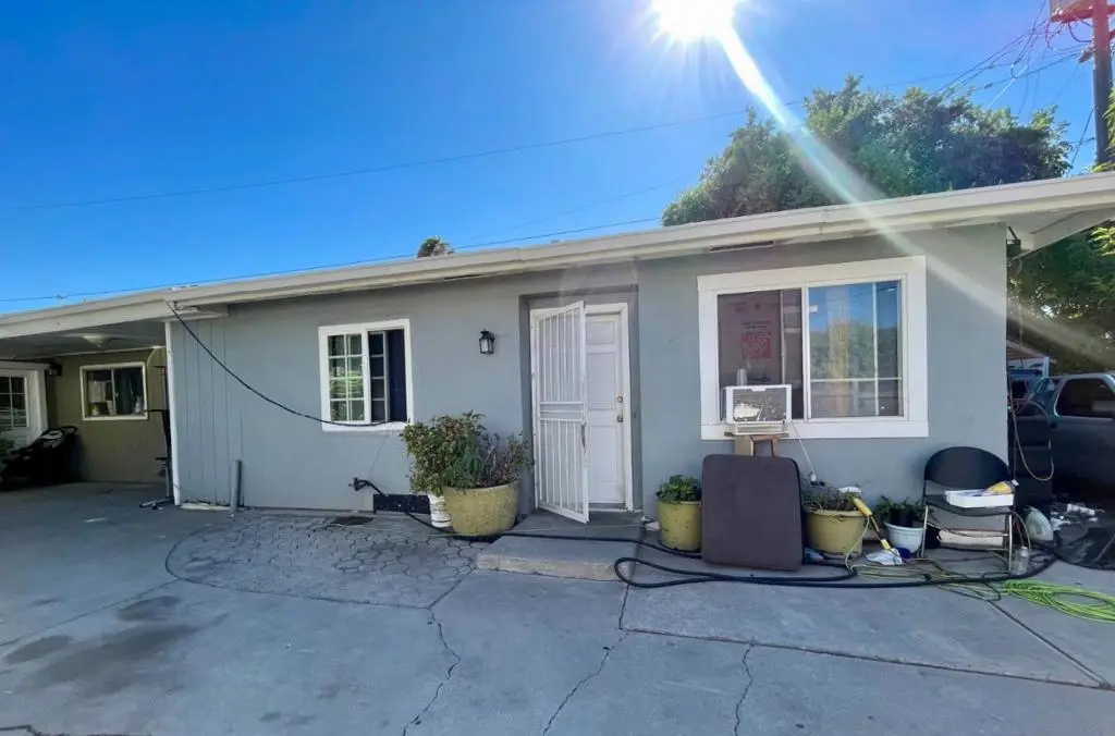 420 W Jackson Street, Stockton, CA 95206 - #1